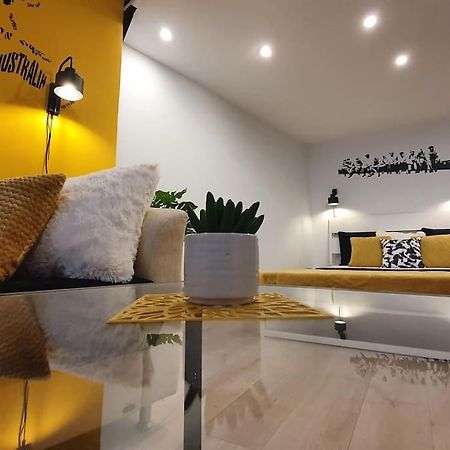 Violet Apartment With Air Condition Budapest Exterior foto